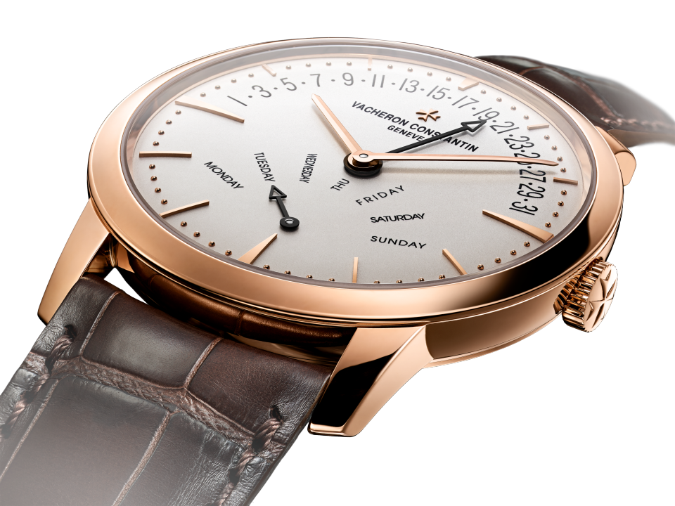 Other view - Ambiance product photo - Watch - Patrimony retrograde day-date - 42.5 mm Pink Gold with Alligator leather strap