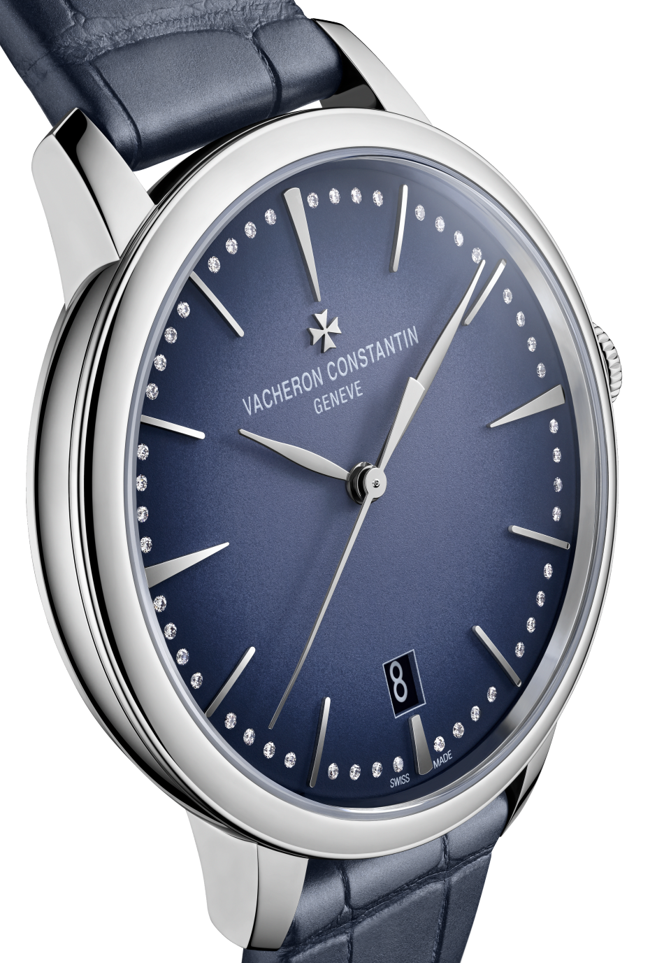 Close-up view - Ambiance product photo - Watch - Patrimony self-winding - 36.5 mm White Gold with Alligator leather strap