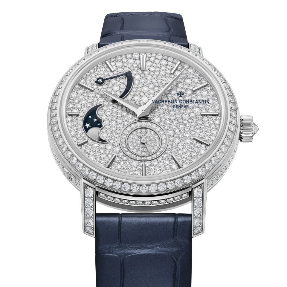 3/4 view - Packshot - Watch - Traditionnelle moon phase - 37.5 mm White Gold with Alligator leather strap