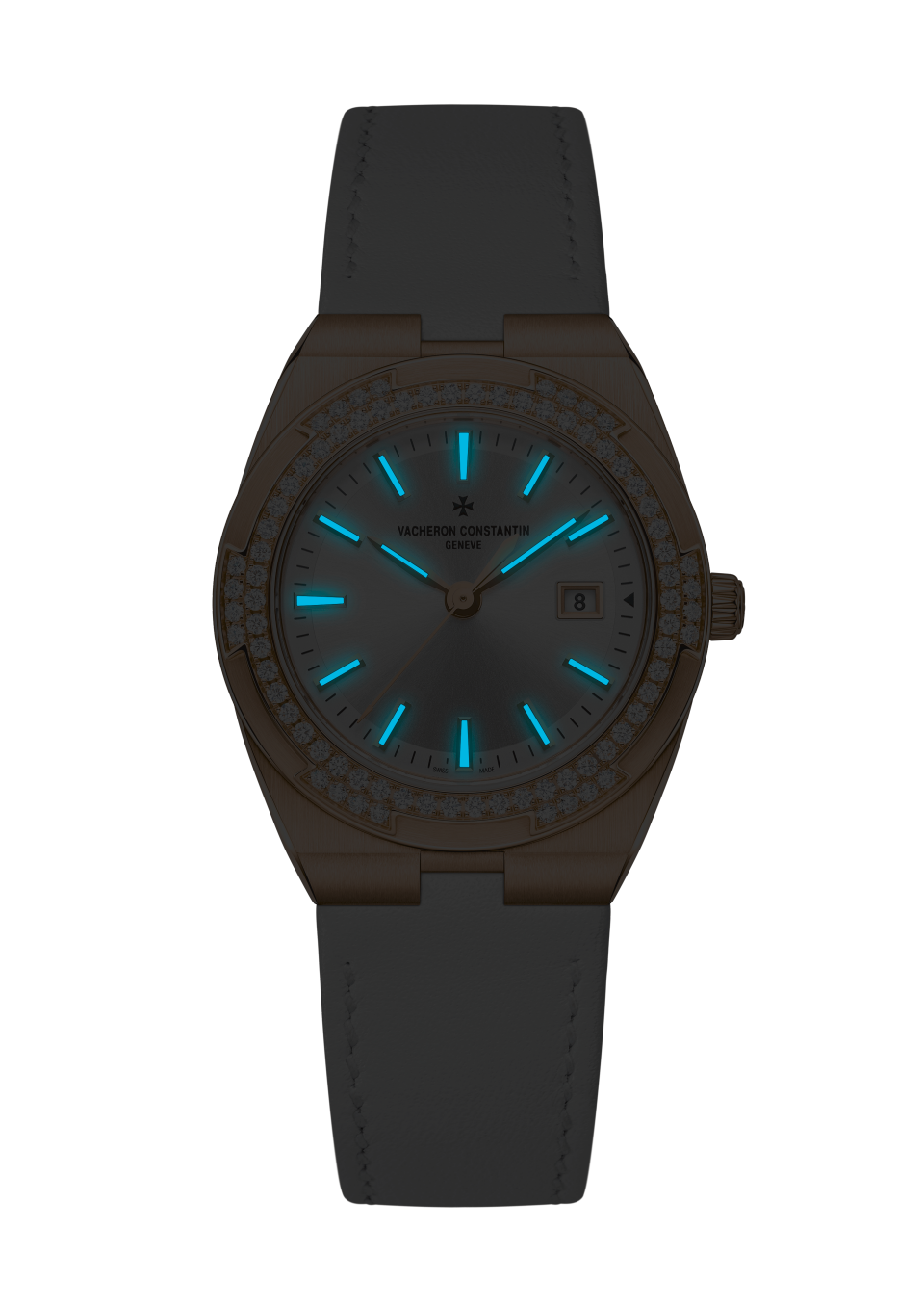 Night view - Image - Watch - Overseas quartz - 33 mm Pink Gold with Calfskin leather, Rubber straps