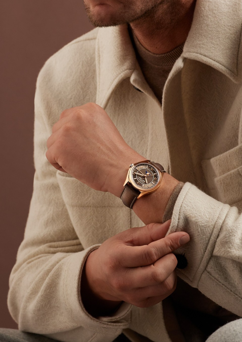  - Lifestyle product photo - Watch - Fiftysix complete calendar - 40 mm Pink Gold with Calfskin leather strap