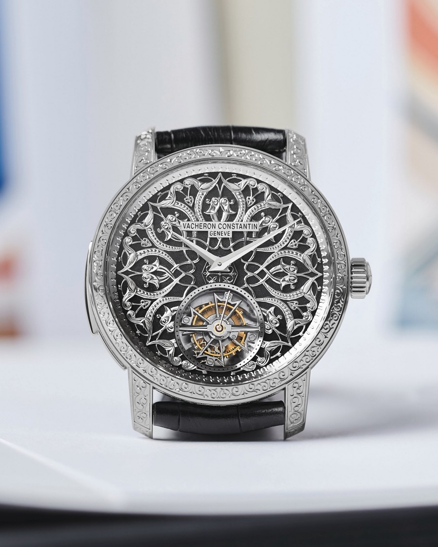 Minute repeater tourbillon - Tribute to arabesque